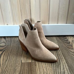Vince Camuto gigietta bootie